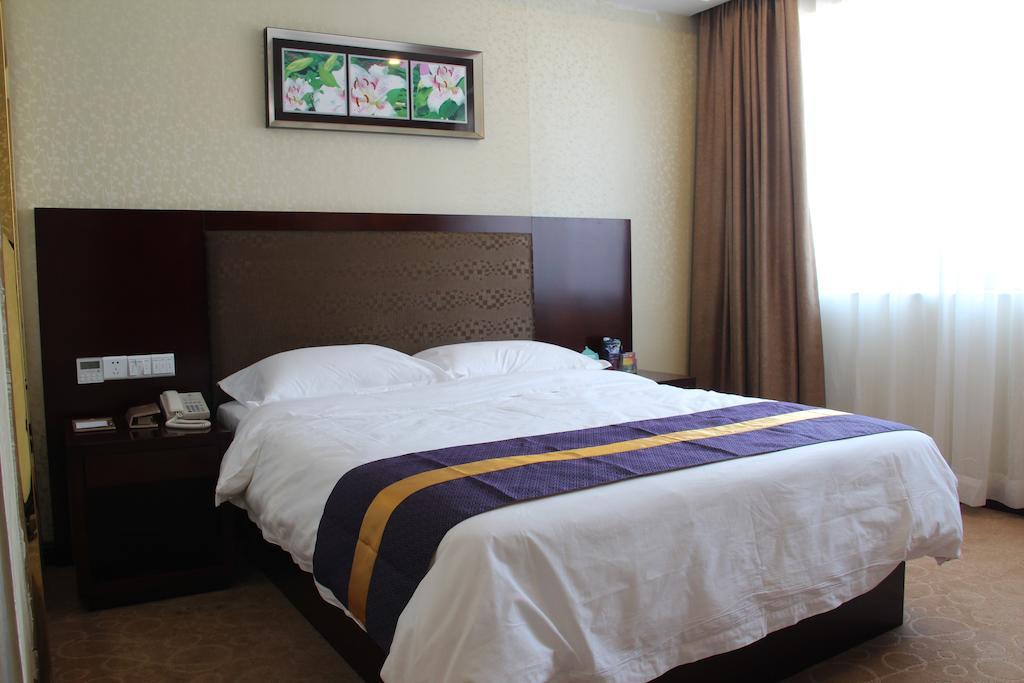 Zhuhai Platinum Holiday Hotel חדר תמונה