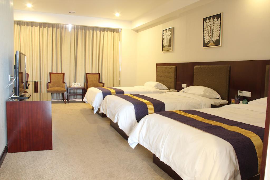 Zhuhai Platinum Holiday Hotel מראה חיצוני תמונה