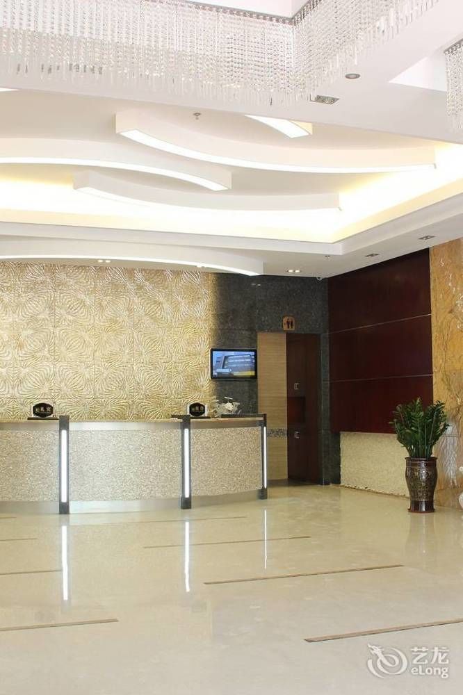 Zhuhai Platinum Holiday Hotel מראה חיצוני תמונה